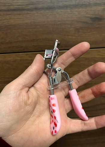 KİRPİK KIVIRICI - Görsel 2