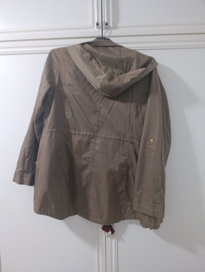 Düğmeli Bej Midi Kadın Ceket - Görsel 3