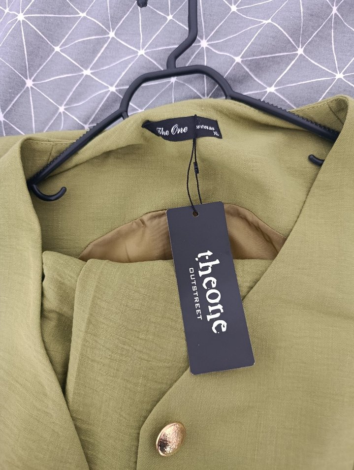 Düğmeli Kolsuz Yeşil Keten Kadın Takım - Görsel 4