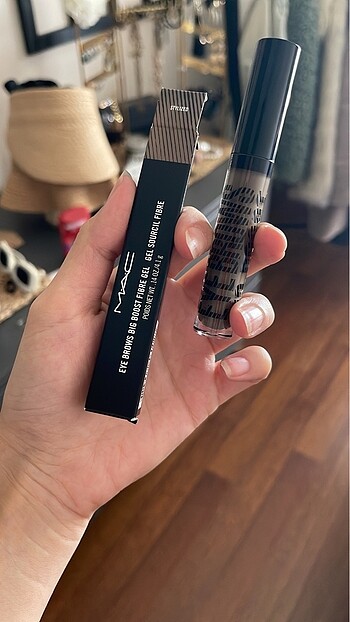 Mac kaş maskarası