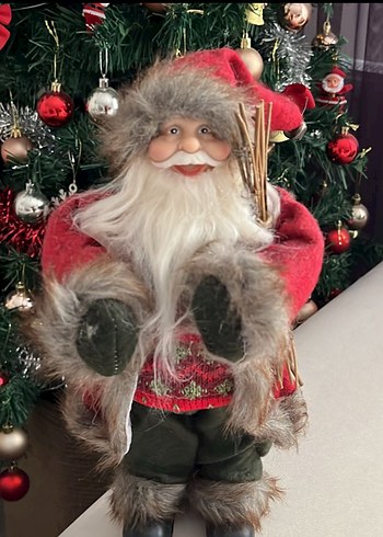 Kırmızı ve Gri Noel Baba Figürü - Görsel 2