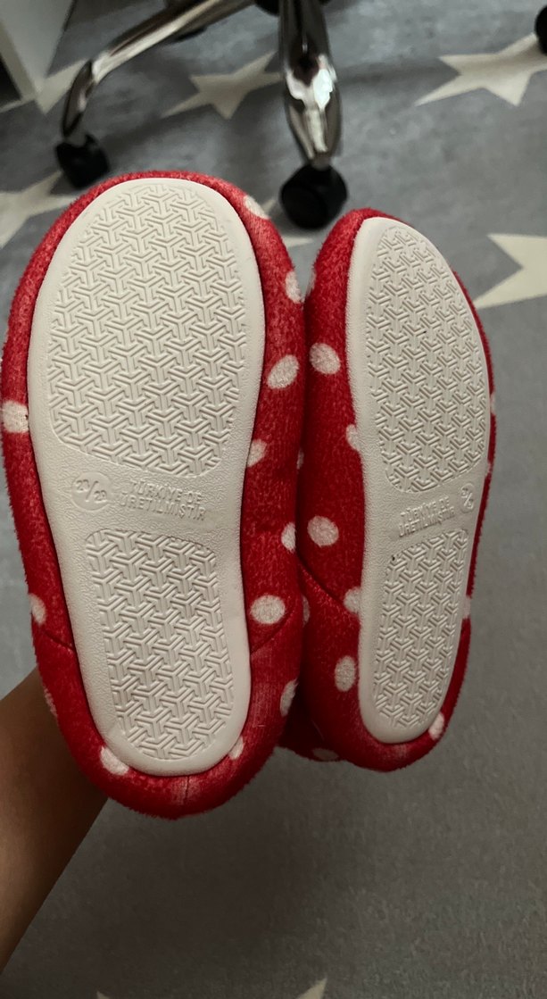 Kızlar için Kırmızı Sıcak Ev Terliği - Görsel 3