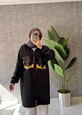 Fendi yağmurluk - Görsel 3