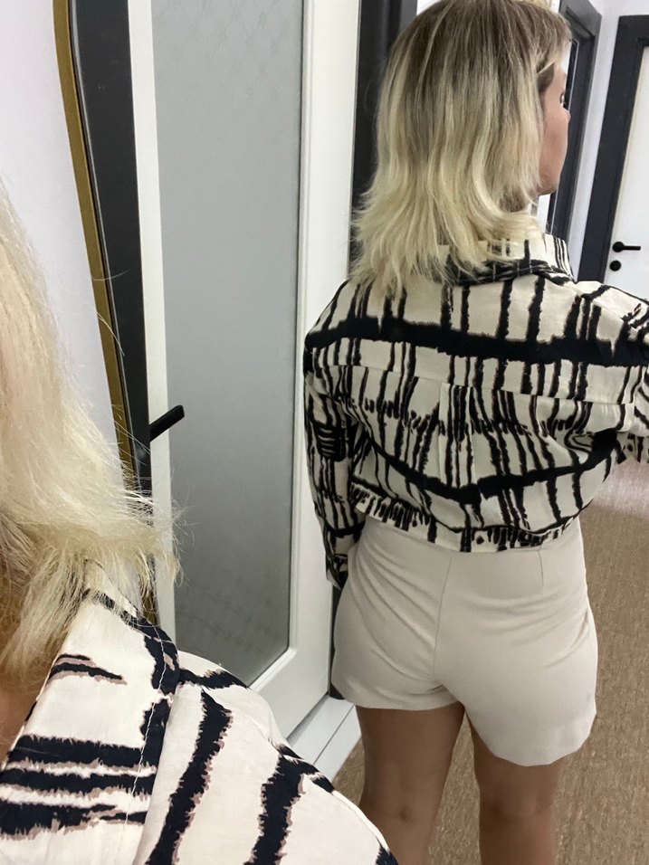 Bej siyah gömlek crop - Görsel 3