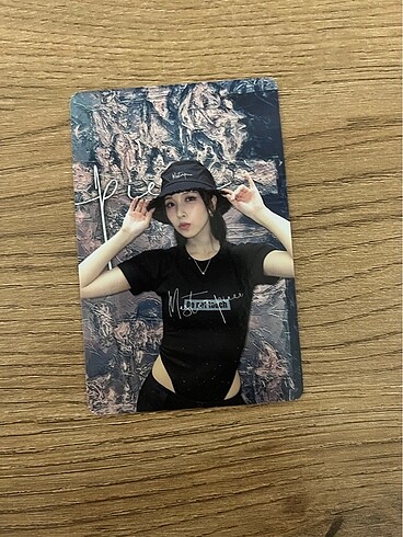 Mina PhotoCard