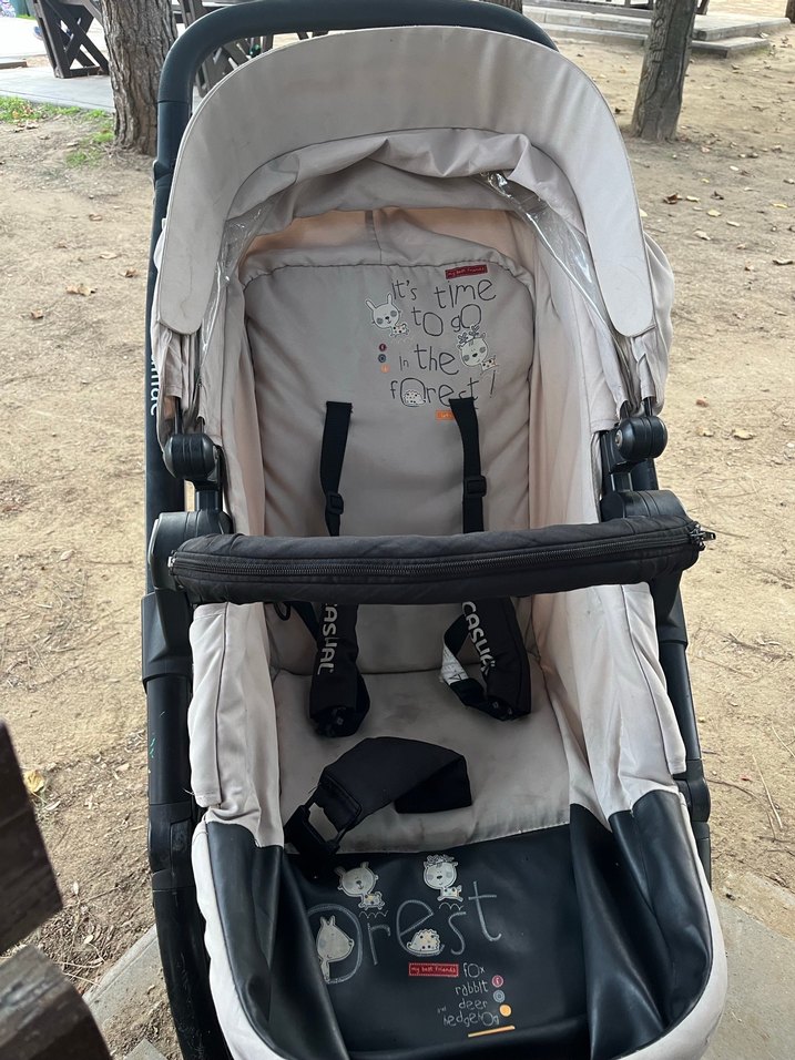 Gri Bebek Arabası Hafif ve Dayanıklı - Görsel 2