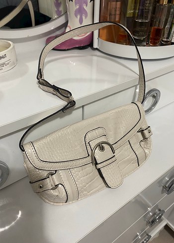 Stradivarius Çanta
