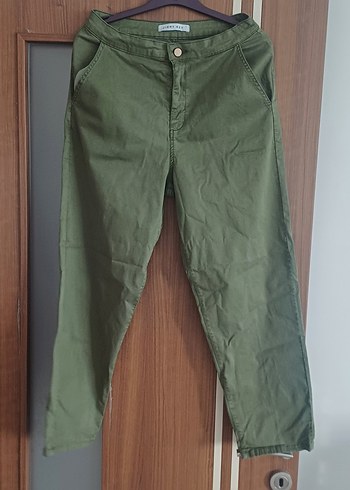 l Beden Jimmy Key Kadın Haki Rahat Kesim Gabardin Kumaş Pantolon