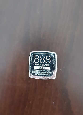 Maybelline Maybelline New York Pitch Black 888 Bold Ruj