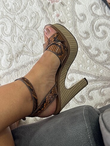 platform topuklu ayakkabı - Görsel 7