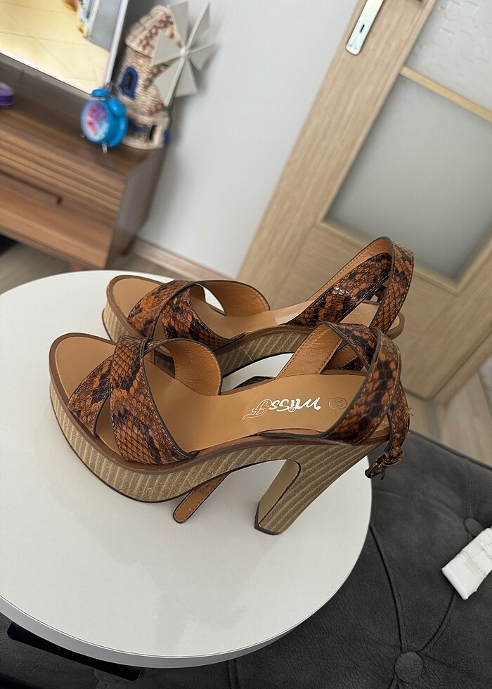 platform topuklu ayakkabı - Görsel 3