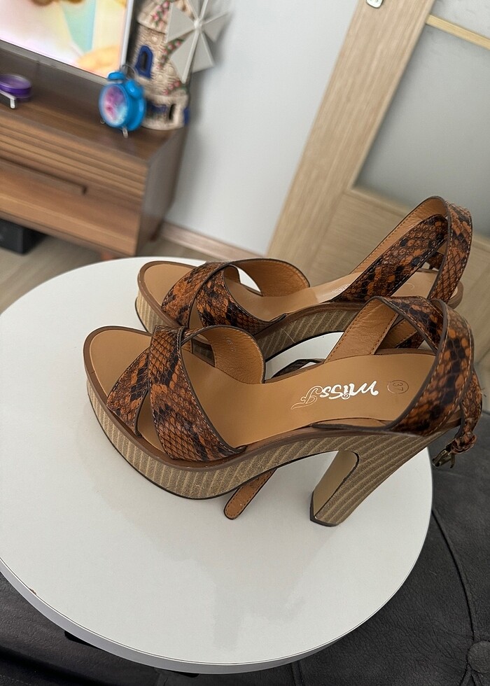 platform topuklu ayakkabı - Görsel 4