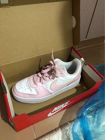 Nike Nike Court Borough Pink