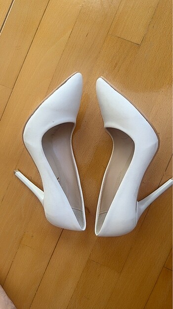 37 Beden beyaz Renk stiletto