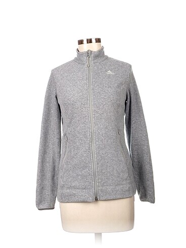 Decathlon Hırka %70 İndirimli.