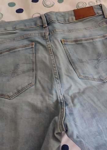 30 Beden Düğmeli Mavi Denim Pantolon