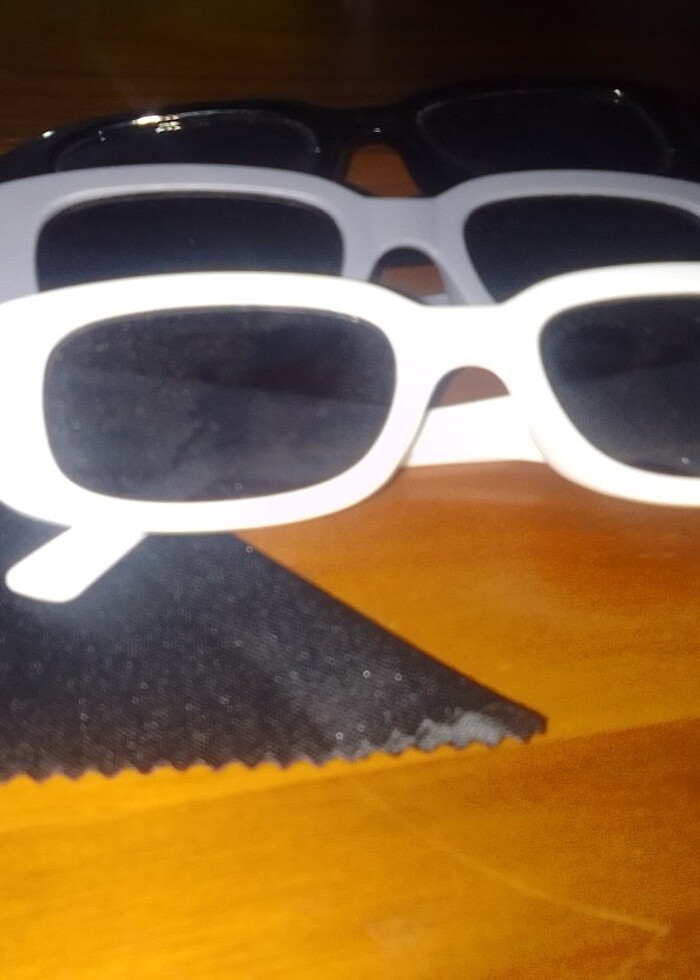 3 adet gözlük silme bezi yanında verilecek  - Görsel 2