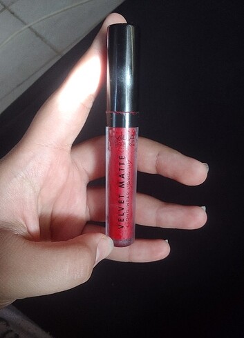 Mua makeup kırmızı mat ruj  - Görsel 2