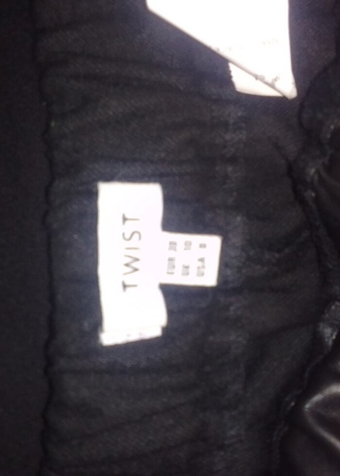 Kadın deri eşofman esnek yapılı hem rahat hem şık bir parça Twıs - Görsel 5