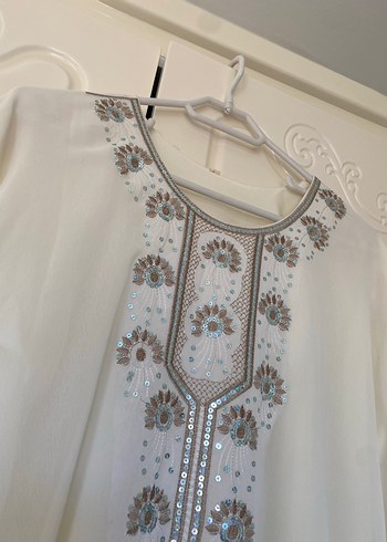 Uzun Kollu İşlemeli Bohem Elbise - Görsel 6