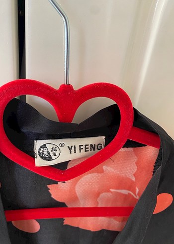 Kırmızı Desenli Düğmeli Kadın sabahlık - Görsel 2