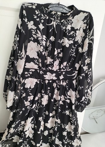 Çiçek Desenli Uzun Romantik Kadın Elbise - Görsel 3