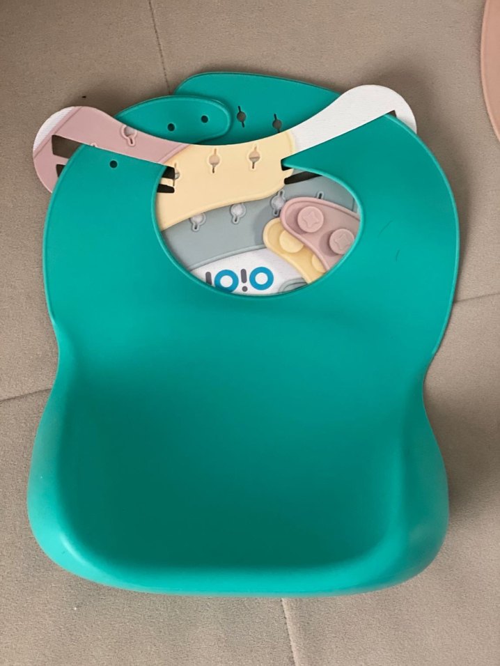 Pembe Silikon Mama Önlüğü - Görsel 2