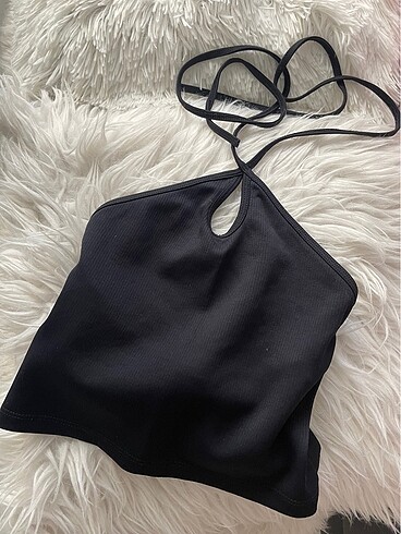 zara boyundan baglamali crop