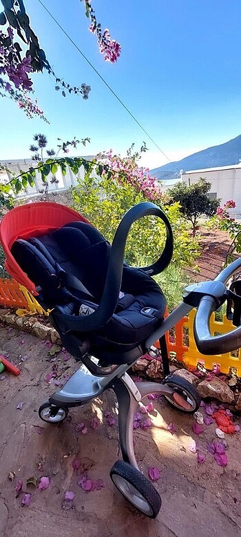 Diğer Orjinal Stokke V4 bebek arabası ve anakucagı-otokoltugu