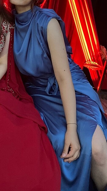 Diğer Mavi saten özel gün elbisesi