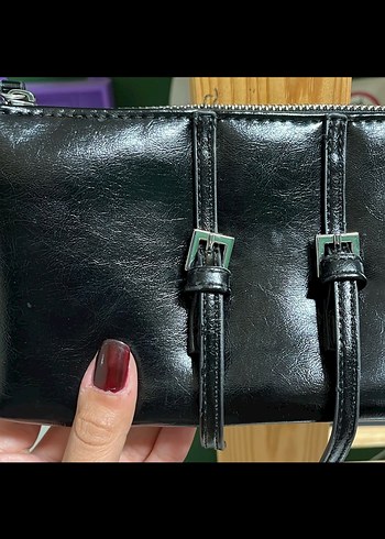 Bershka Siyah çanta - Görsel 2