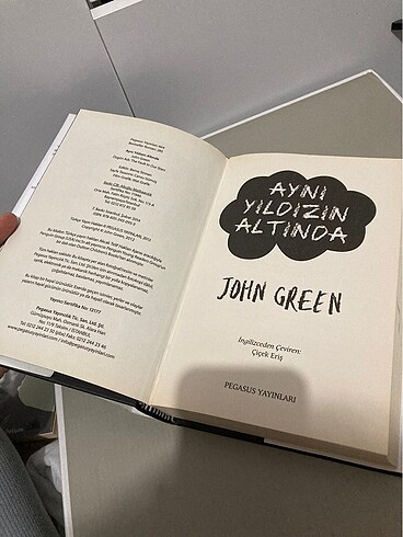  Beden Renk Aynı Yıldızın Altında Kitap