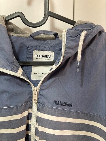 l Beden Pull&bear rüzgarlık