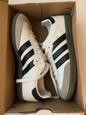 Adidas Samba