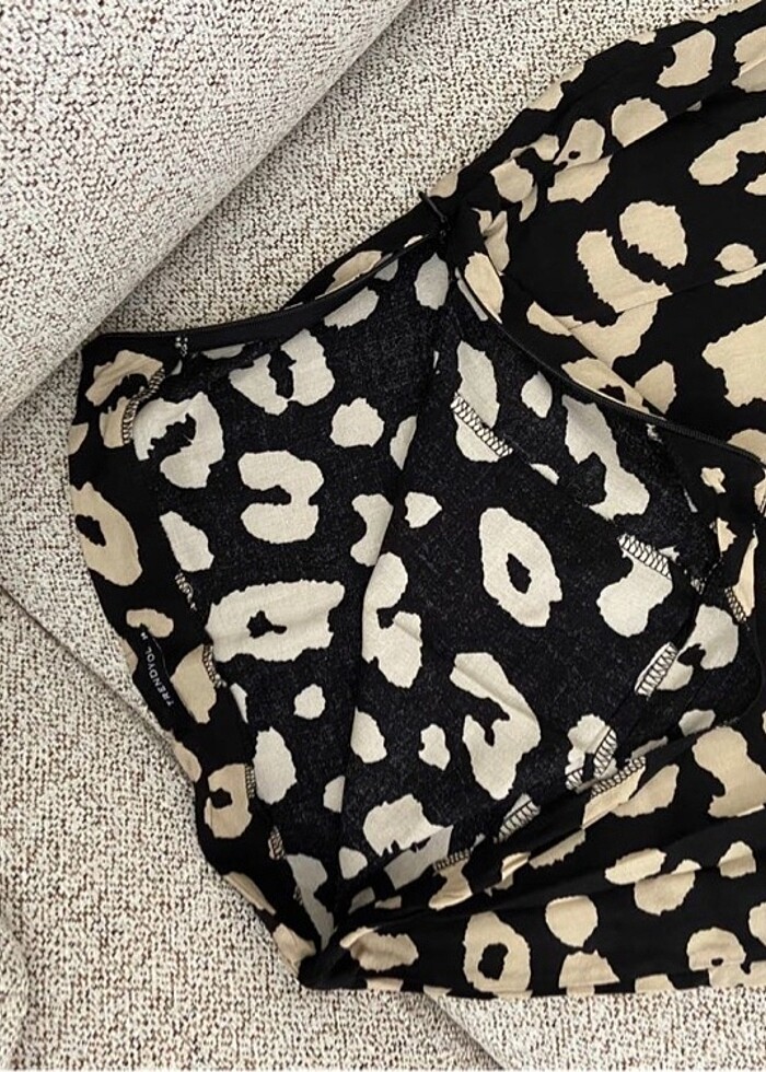 Yırtmaçlı etek - Görsel 4