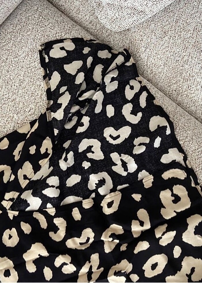 Yırtmaçlı etek - Görsel 2