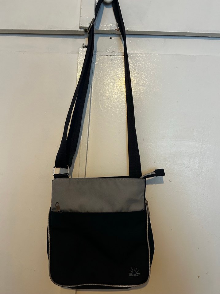 Gri Fermuarlı  Omuz Çantası - Görsel 2