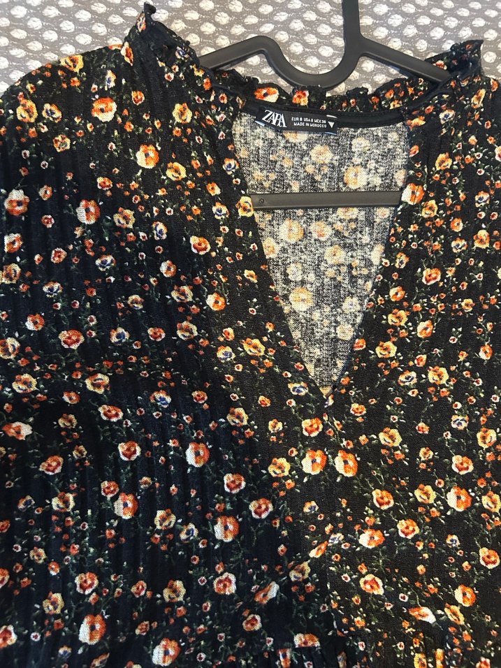 Zara Çiçek Desenli V Yaka Uzun Kollu Midi Elbise - Görsel 3