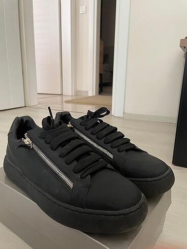 Zara Günlük Ayakkabı