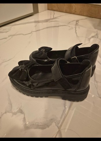 Kız Çocuk Siyah Rugan Goth Babet - Görsel 3