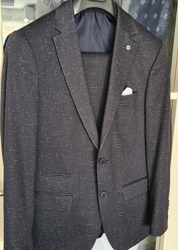 Düğmeli Gri Erkek Takım Elbise - Görsel 2