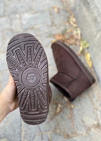 36 Beden Ugg bot