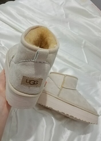 Ugg platform bot 