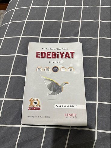 Edebiyat kitabı