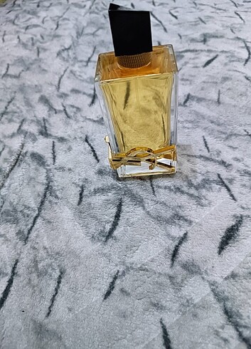 Yves Saint Laurent Bayan parfüm 