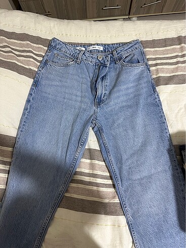 mom jean