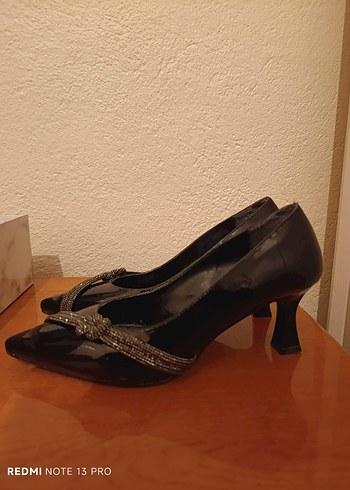 Diğer Klasik Siyah Stiletto Topuklu Kadın Abiye Ayakkabı