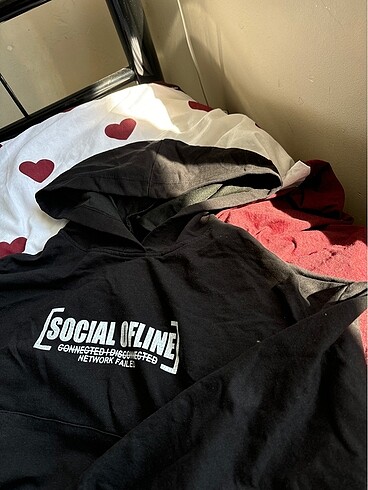 Sweatshirt