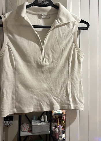 beyaz crop - Görsel 2