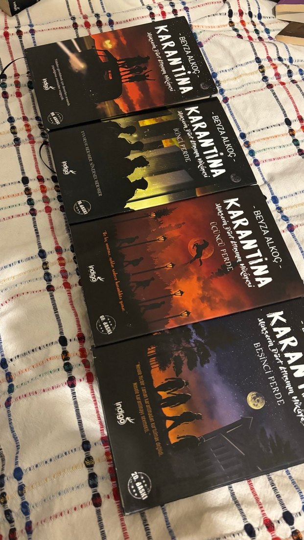 Beyza Alkoç - Karantina Serisi 4 Kitap - Görsel 2
